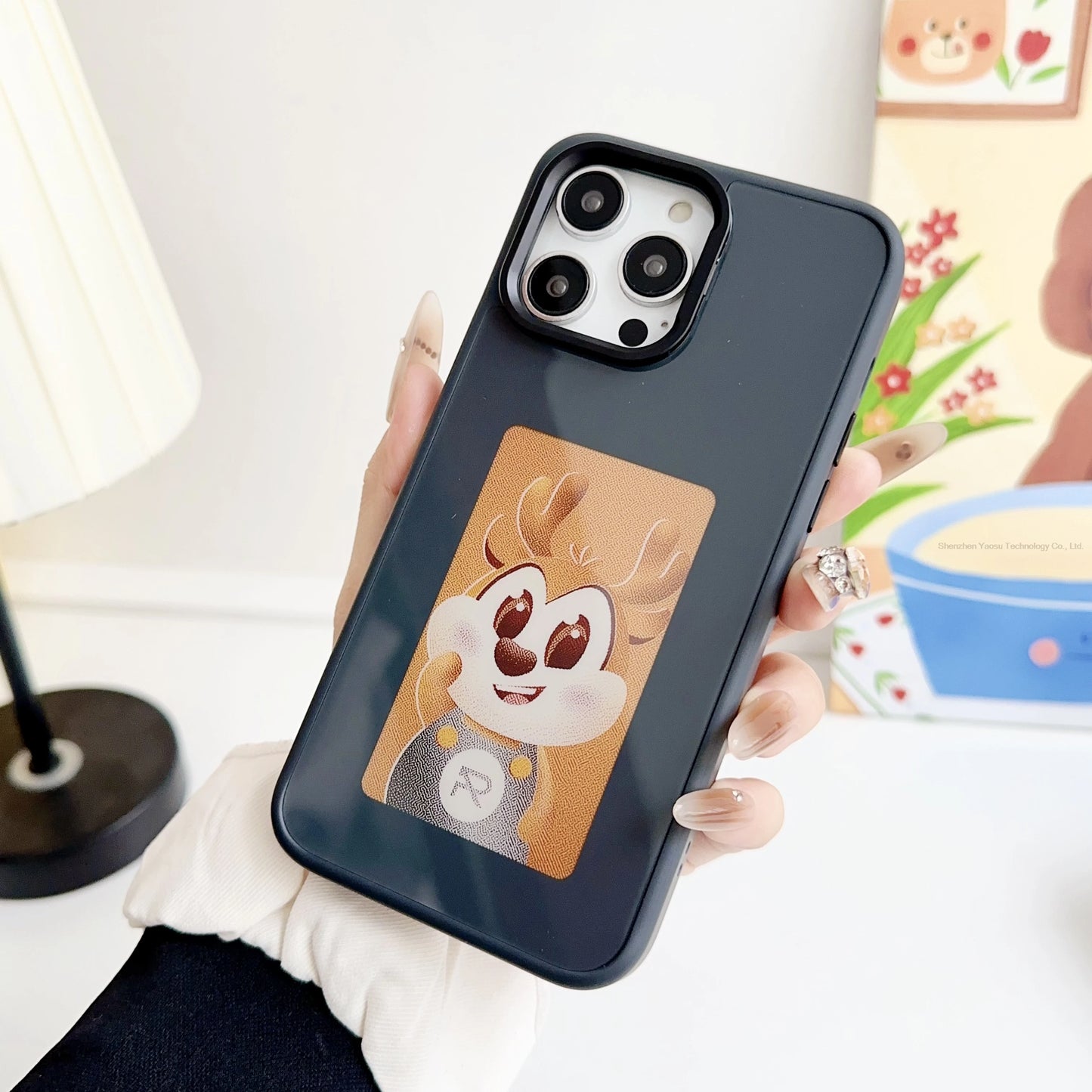 Smart NFC Phone Case - Instantly Turn Your Phone Case Into a Custom Moving Display and battery Free!